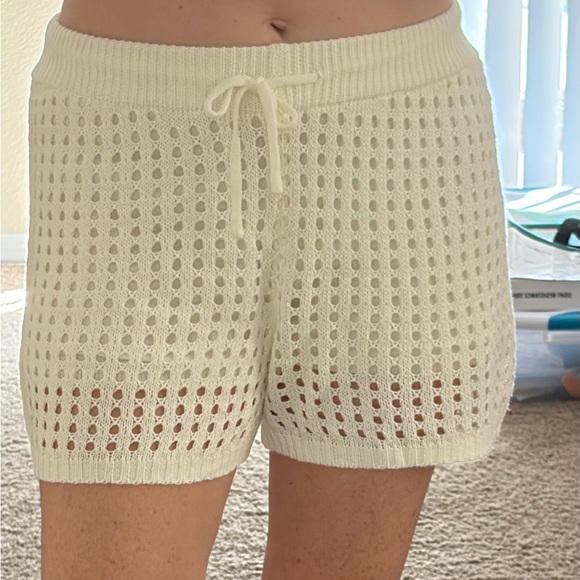 Mia & Tess Open Knit/Crochet Lined Shorts - Picture 4 of 4